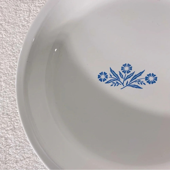 Vintage Corningware  Blue Cornflower Round Pie Plate Pie Dish - Picture 5 of 15